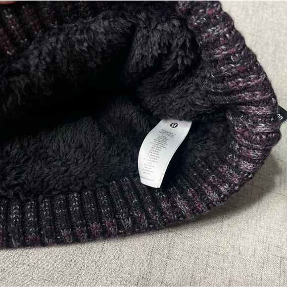 Lululemon Textured Fleece Lined Knit Beanie Winter Hat Nwt - Picture 3 of 6